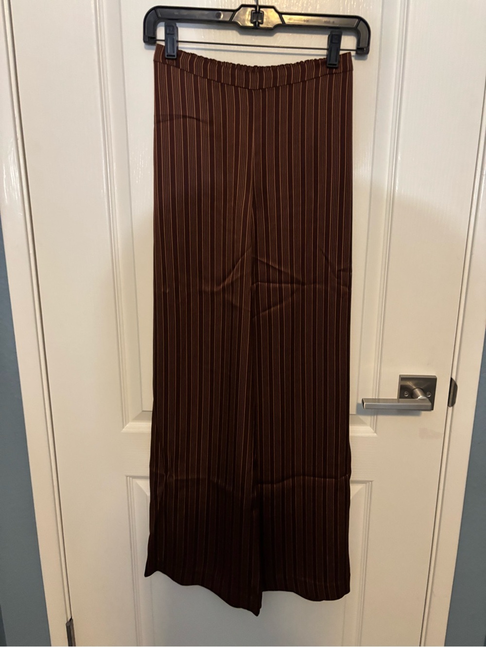 NWOT Reformation Norah Wide-Leg Satin Pant in Brown with Pinstripes Size S - Picture 6 of 9